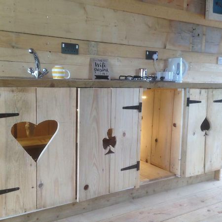Hygge Hut Διαμέρισμα Πέμπροκ Εξωτερικό φωτογραφία
